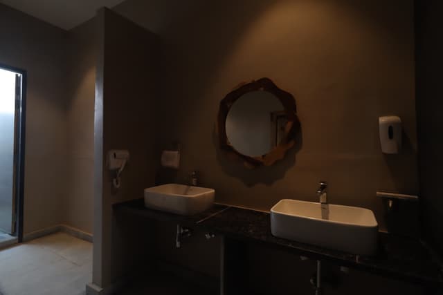 Premium Villa - Image 7