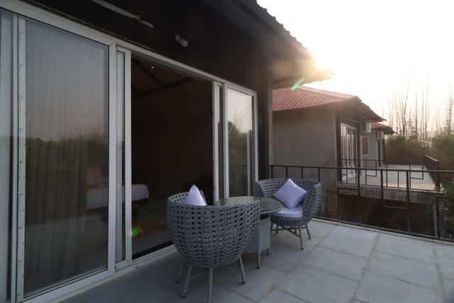 Premium Villa - Image 4